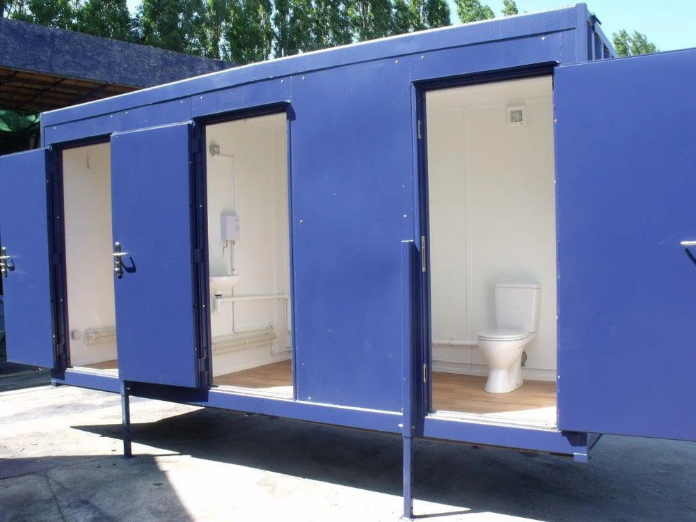 Rectangular Mild Steel Mobile Bio Toilets